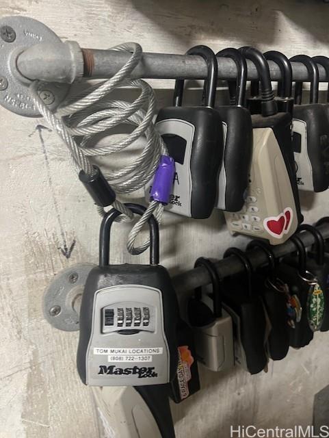 Regency Park condo # 320, Honolulu, Hawaii - photo 11 of 25