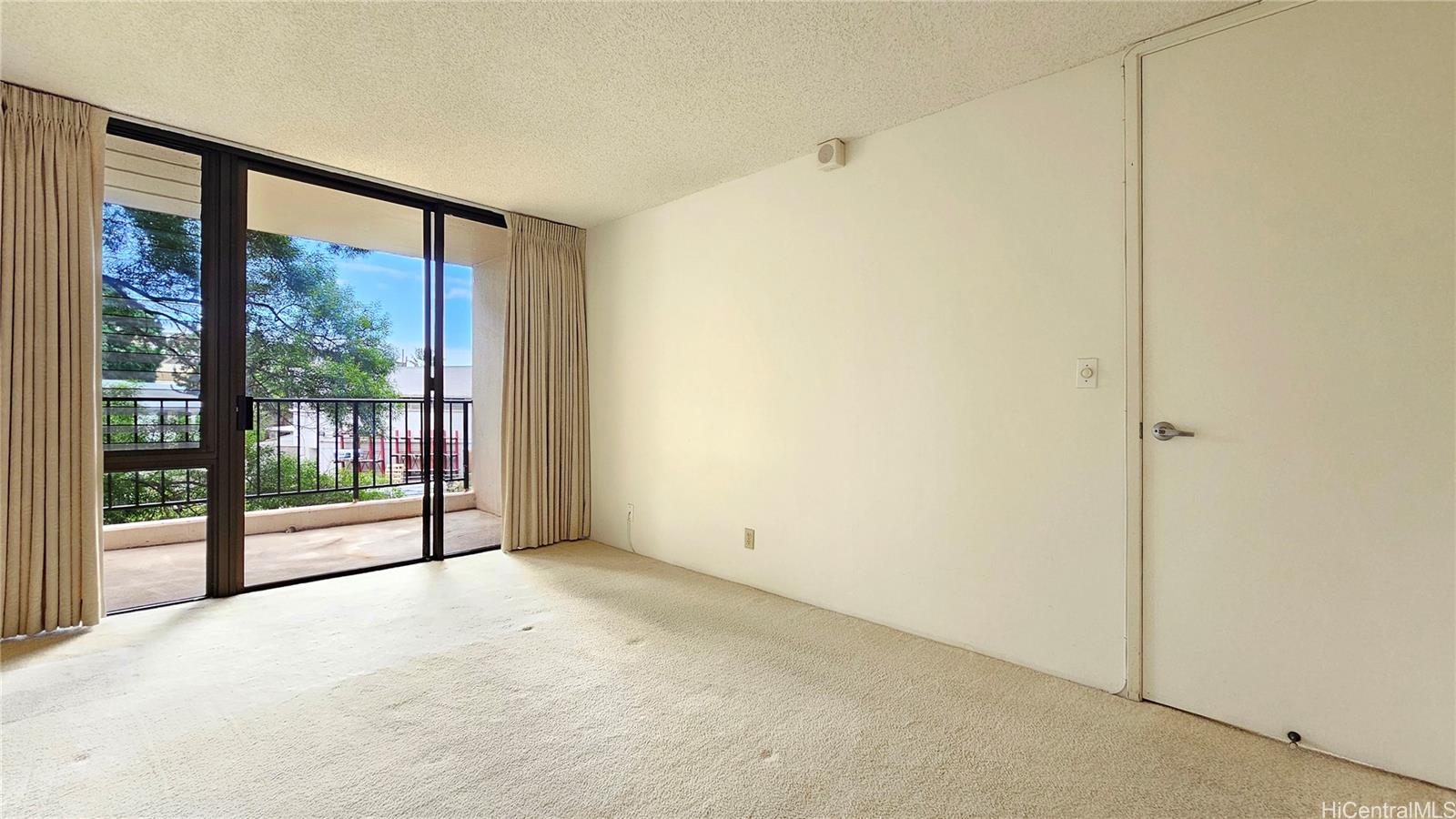 Regency Park condo # 320, Honolulu, Hawaii - photo 18 of 25