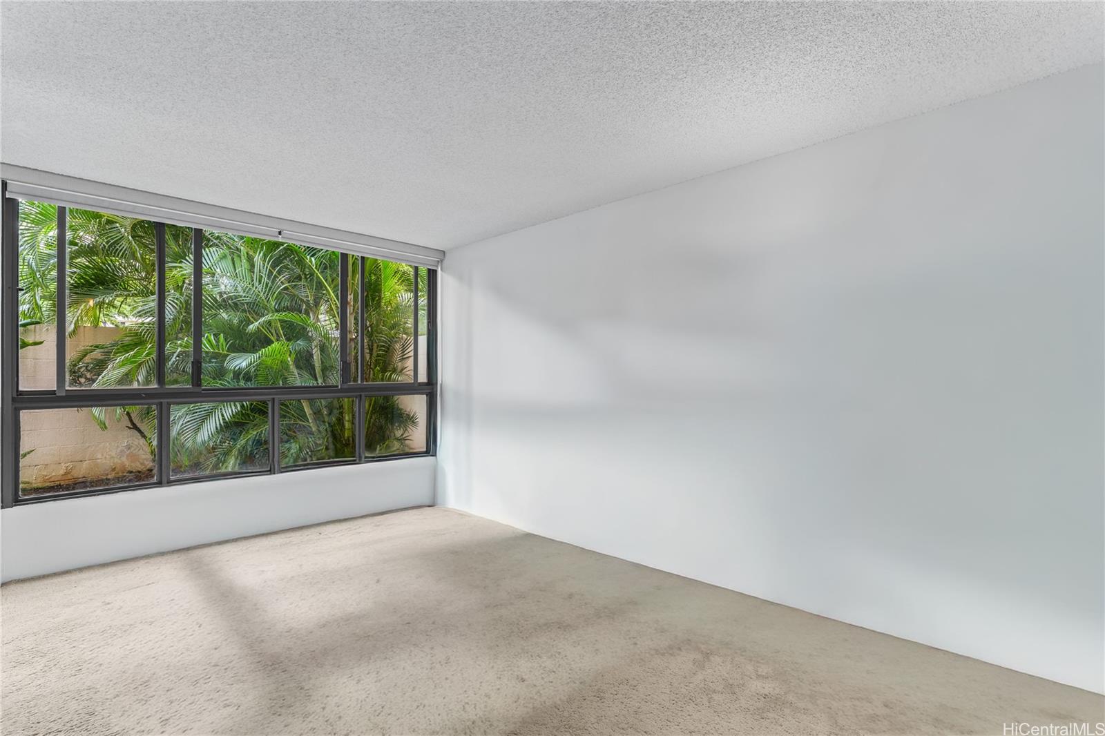 Regency Park condo # 325, Honolulu, Hawaii - photo 14 of 25