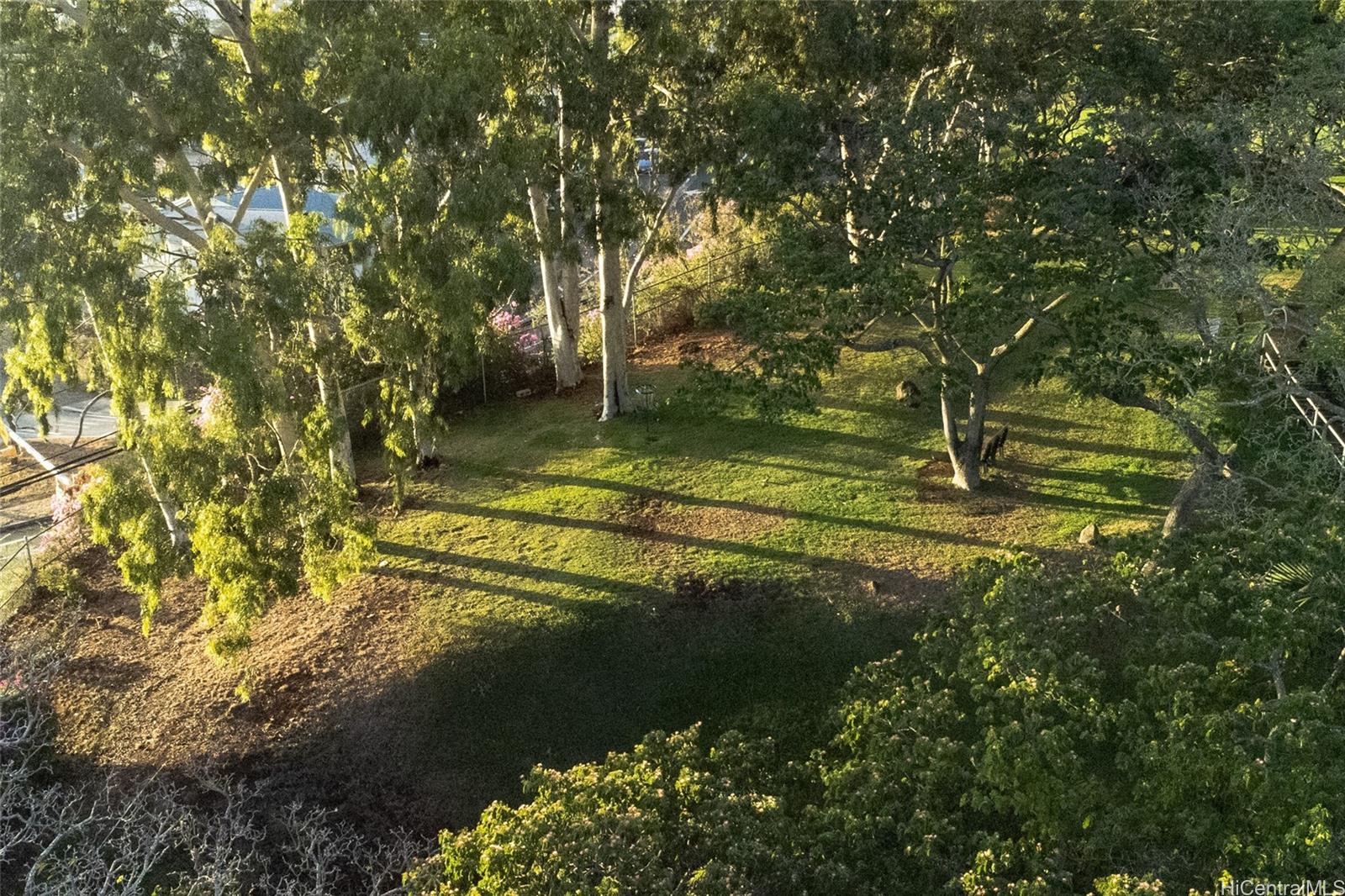 Regency Park condo # 330, Honolulu, Hawaii - photo 16 of 17