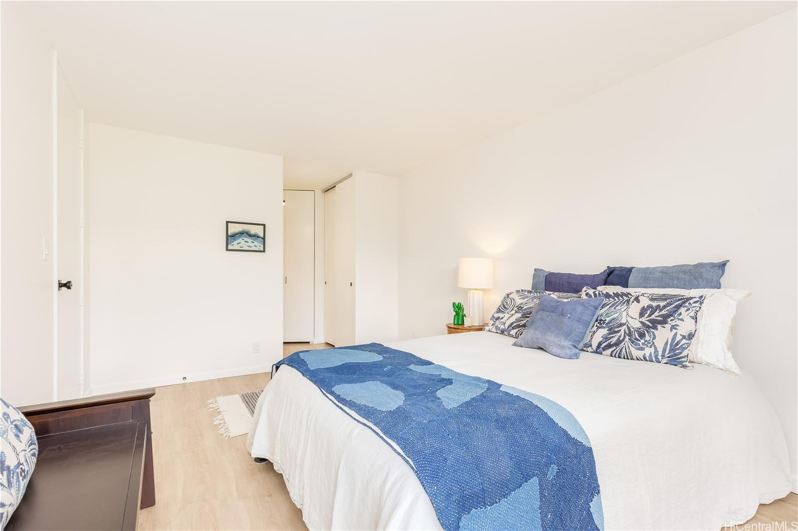 Regency Park condo # 413, Honolulu, Hawaii - photo 11 of 25