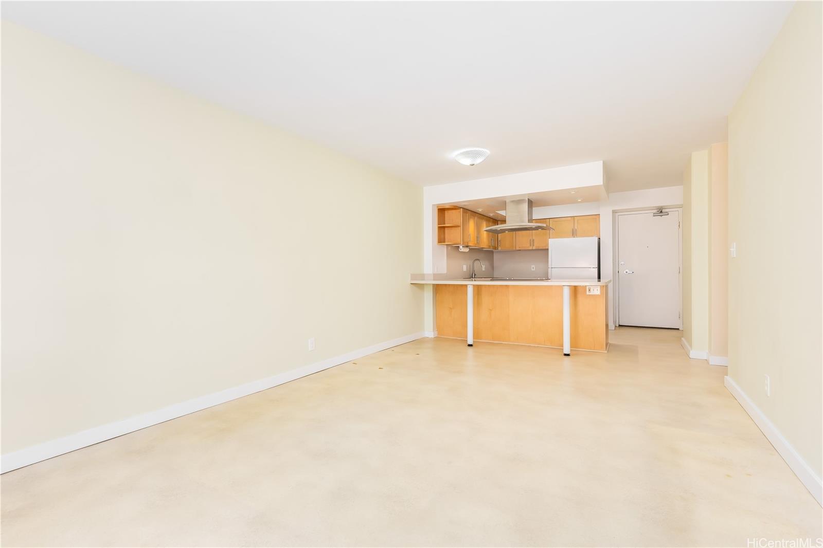 Regency Park condo # 423, Honolulu, Hawaii - photo 3 of 23