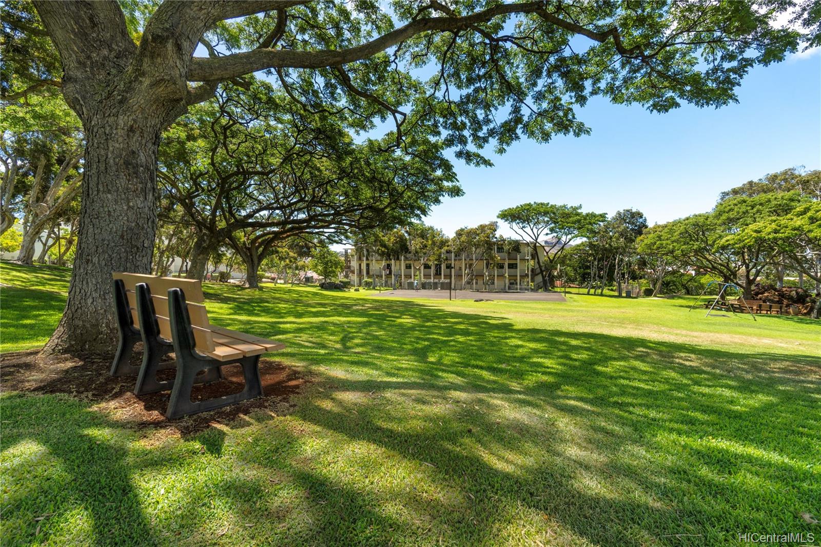 Regency Park condo # 425, Honolulu, Hawaii - photo 20 of 25