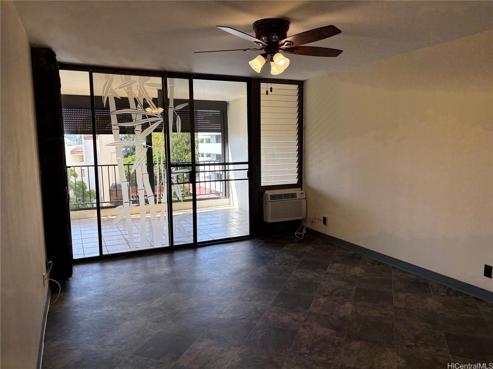 3138 Waialae Ave Honolulu - Rental - photo 2 of 18