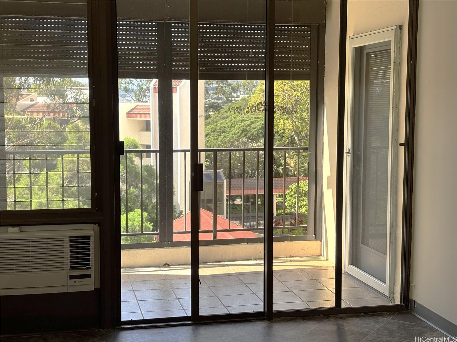 3138 Waialae Ave Honolulu - Rental - photo 14 of 18