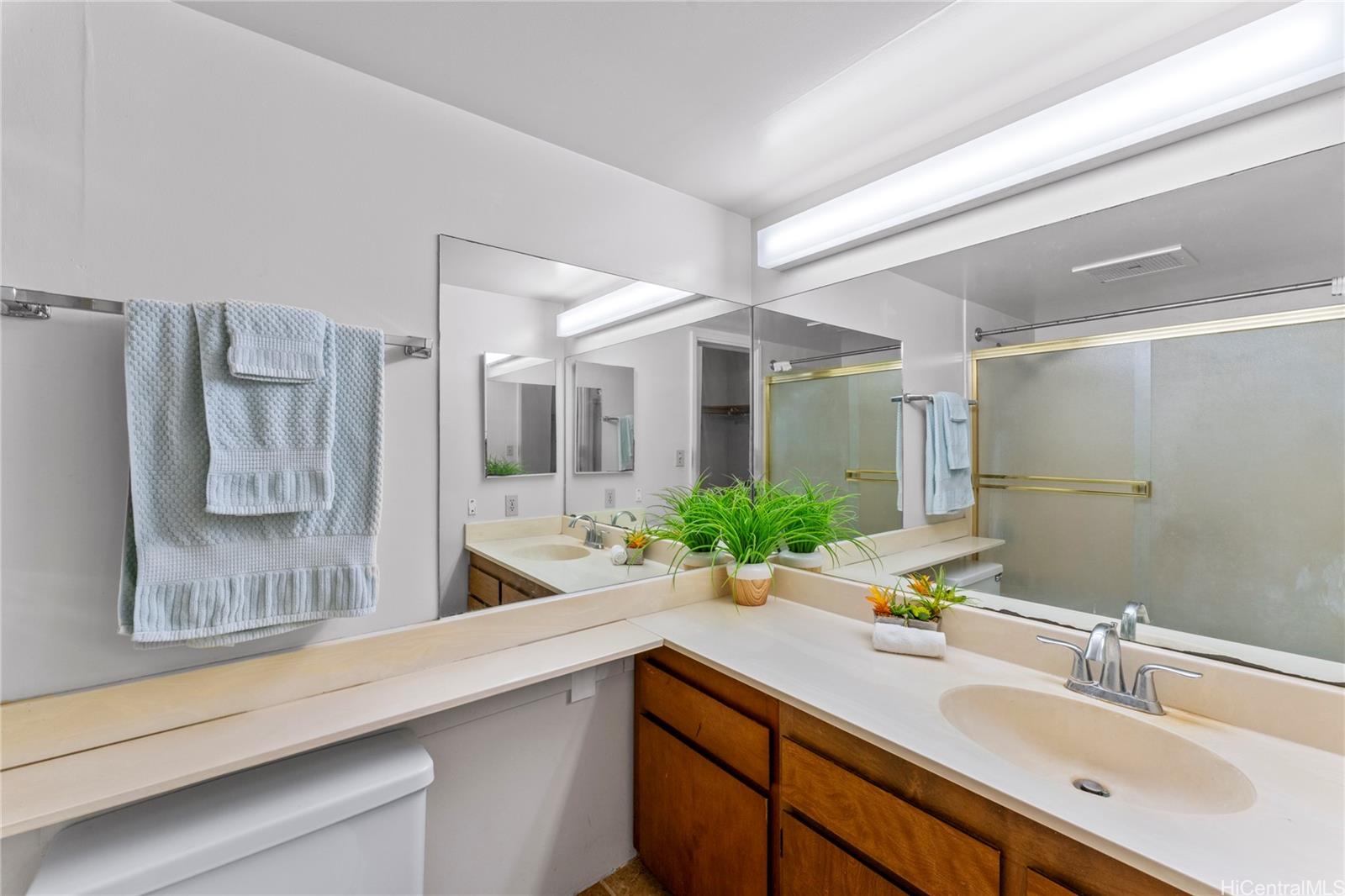 Regency Park condo # 802, Honolulu, Hawaii - photo 8 of 22