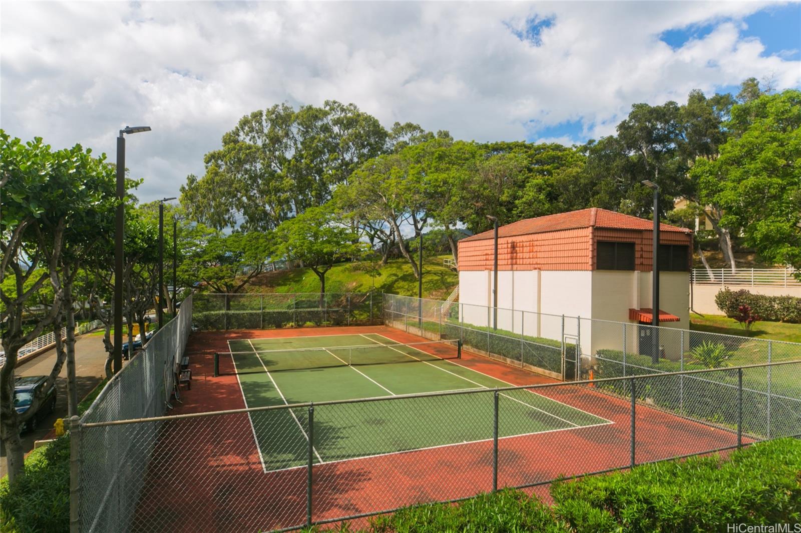 3138 Waialae Ave Honolulu - Rental - photo 2 of 25