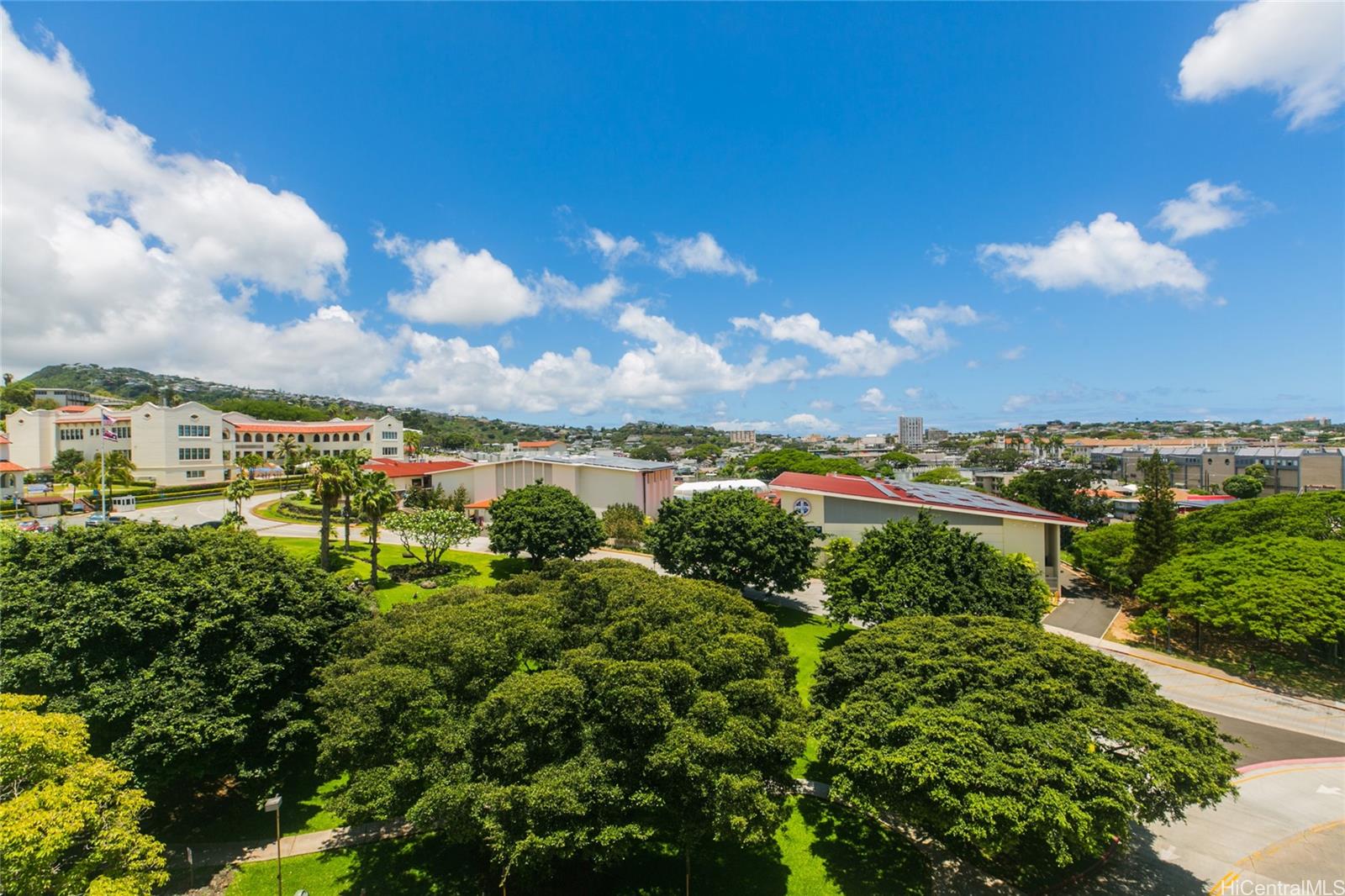 3138 Waialae Ave Honolulu - Rental - photo 3 of 25