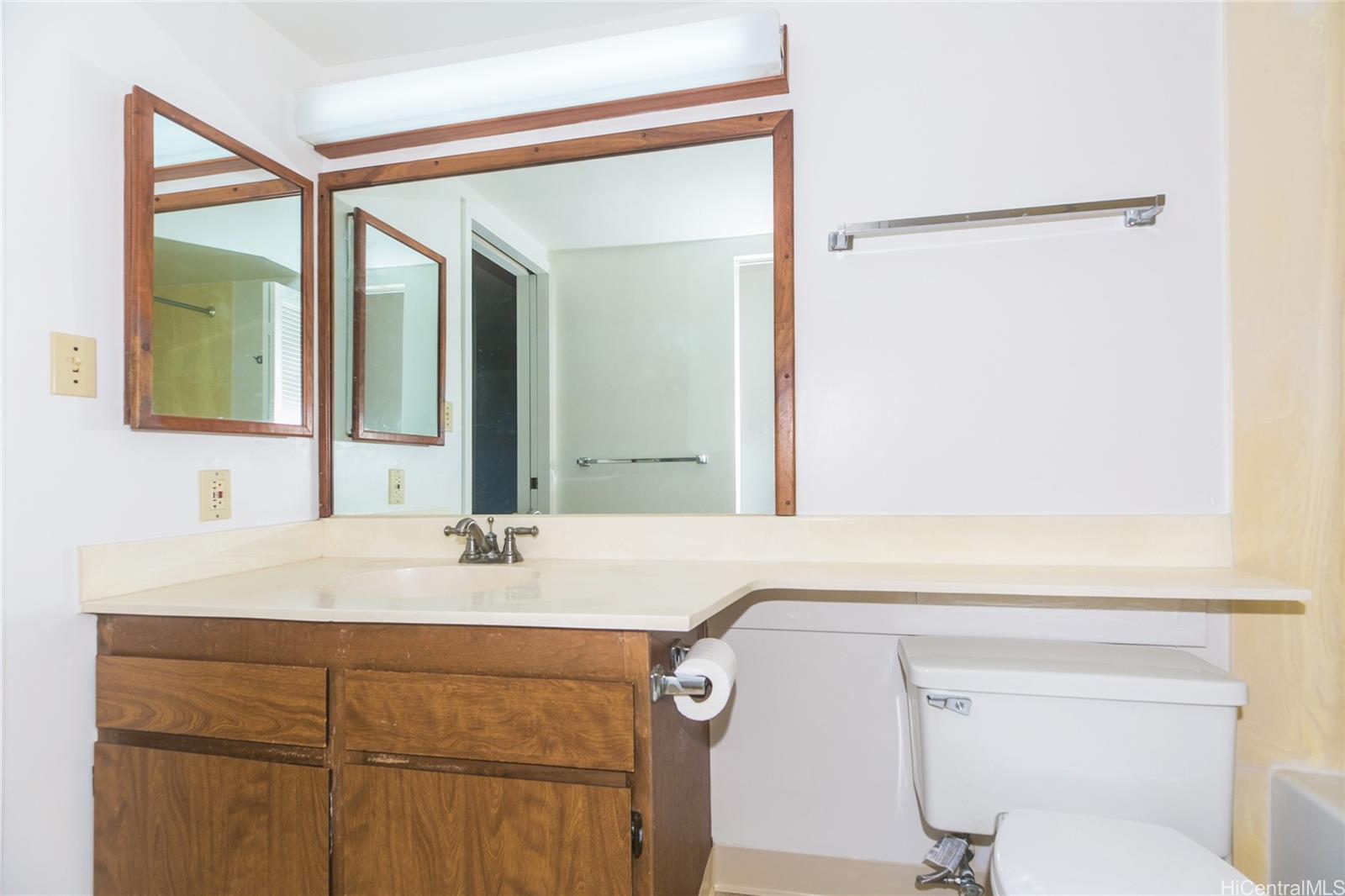 3138 Waialae Ave Honolulu - Rental - photo 22 of 25