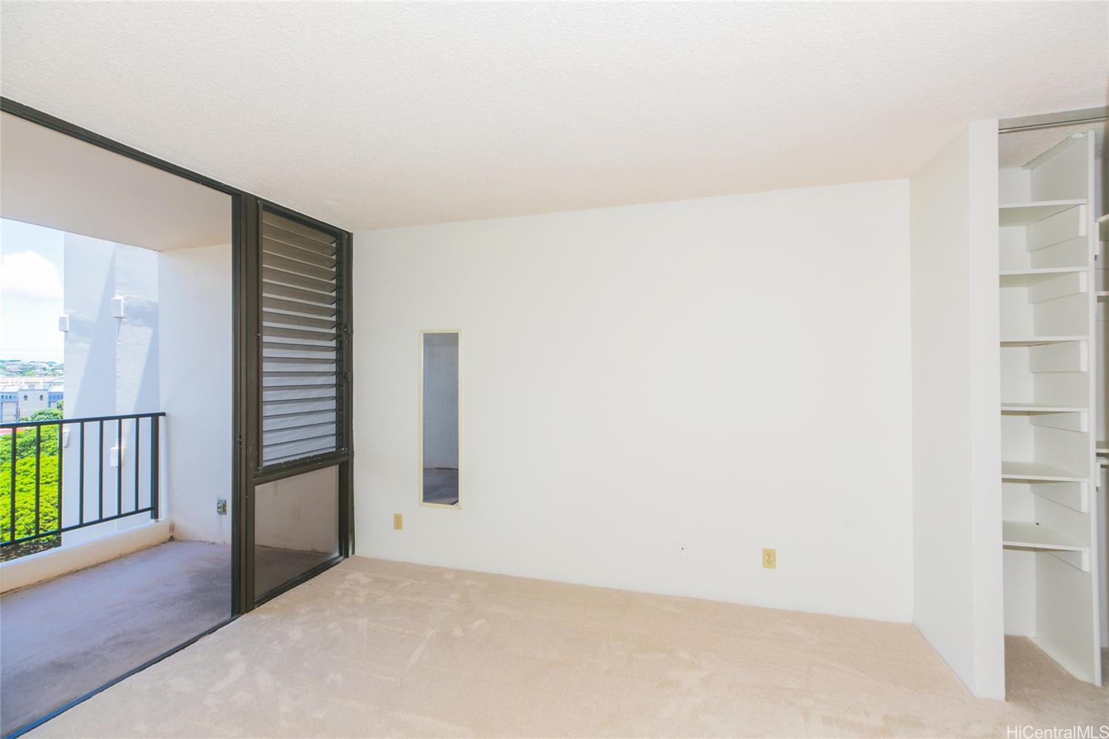 3138 Waialae Ave Honolulu - Rental - photo 5 of 25