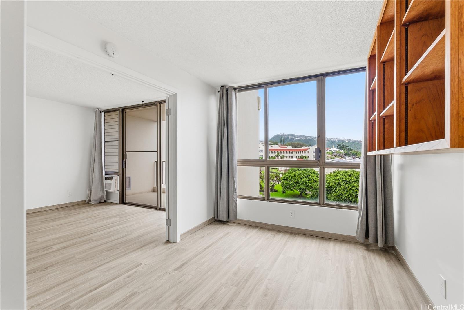 Regency Park condo # 915, Honolulu, Hawaii - photo 11 of 25