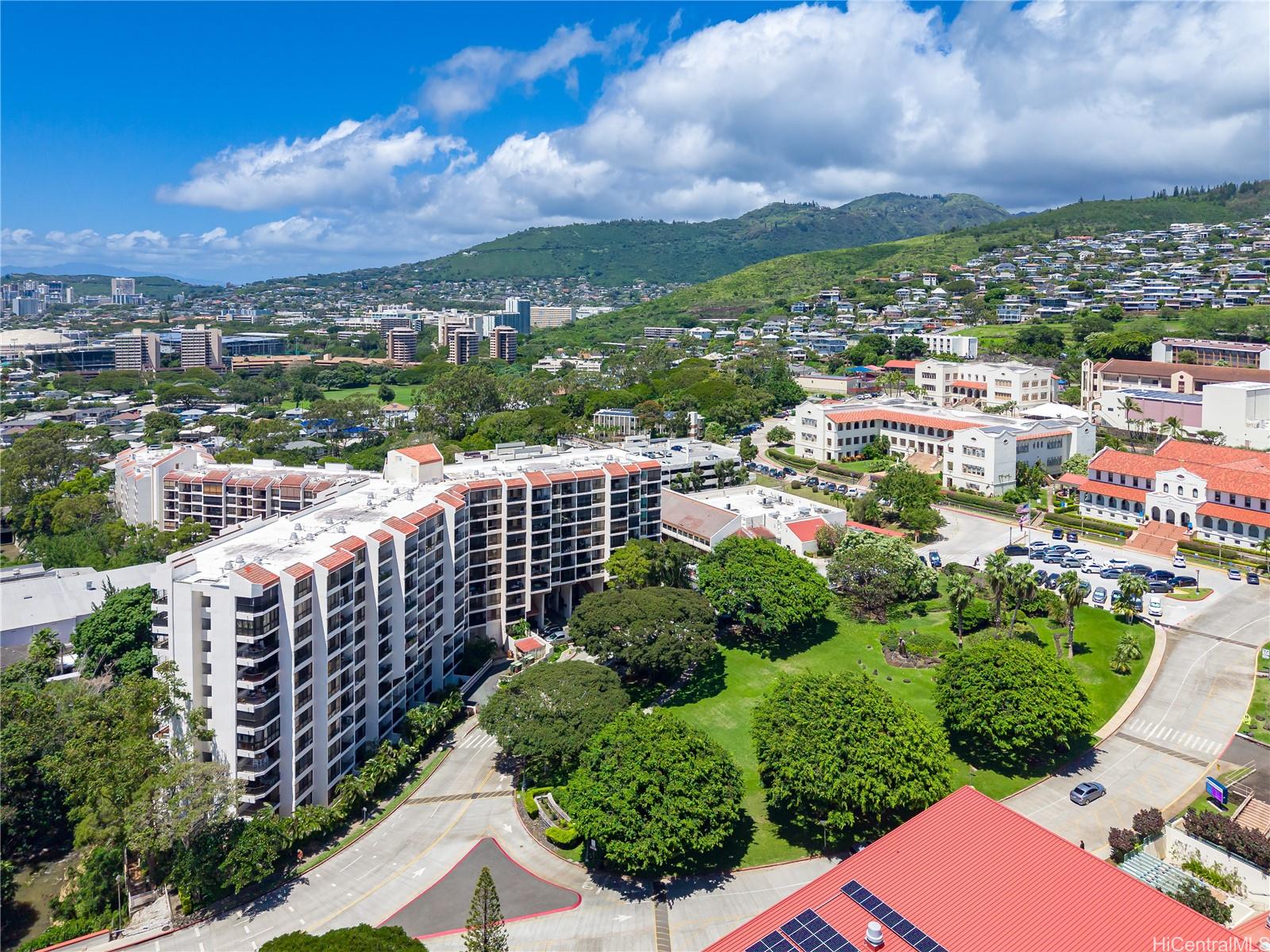 Regency Park condo # 915, Honolulu, Hawaii - photo 24 of 25