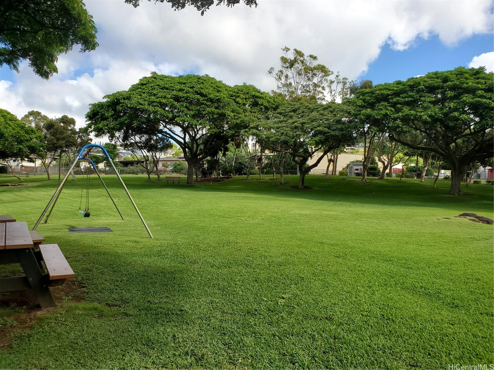 Regency Park condo # 915, Honolulu, Hawaii - photo 7 of 25