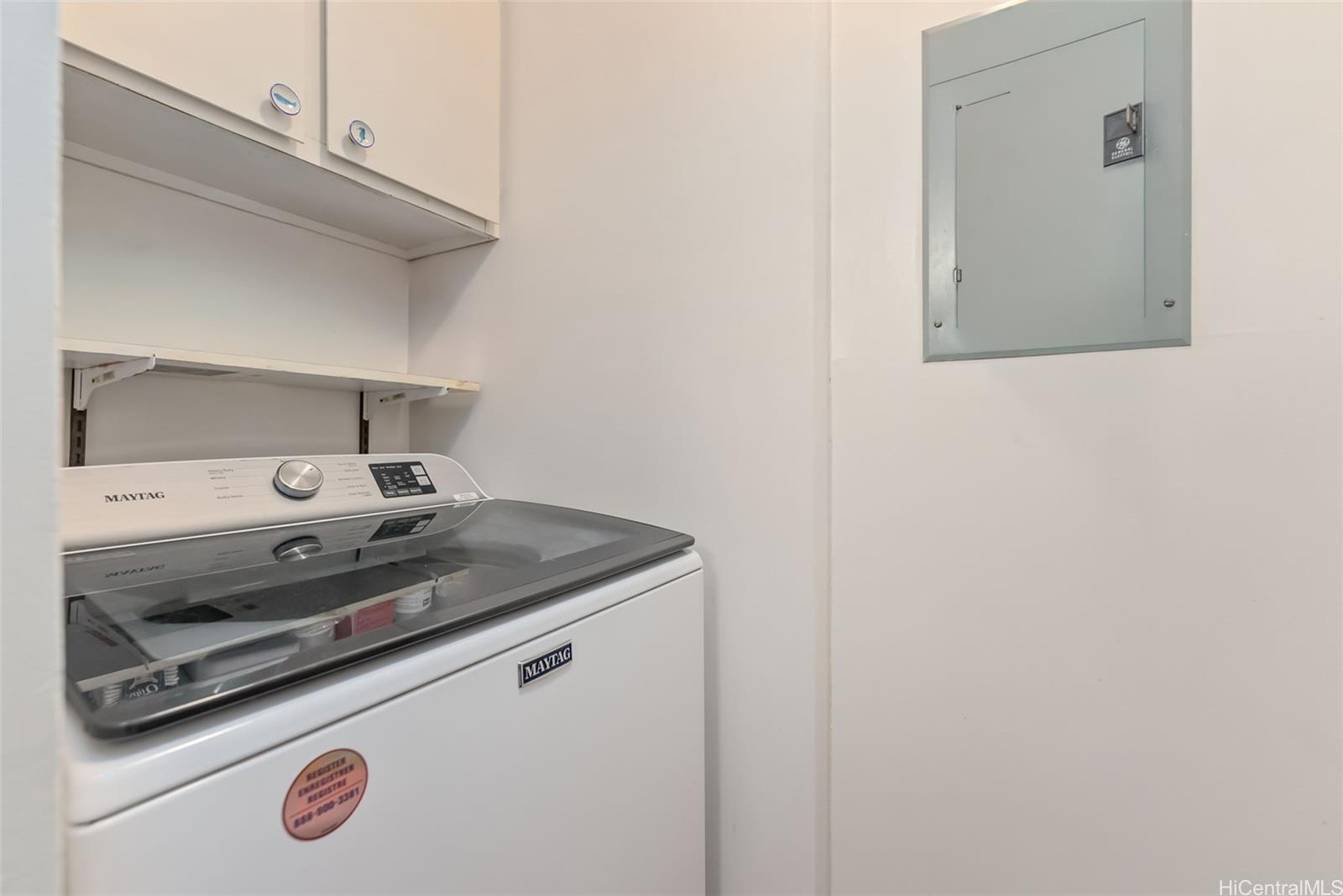 Regency Park condo # 916, Honolulu, Hawaii - photo 13 of 25