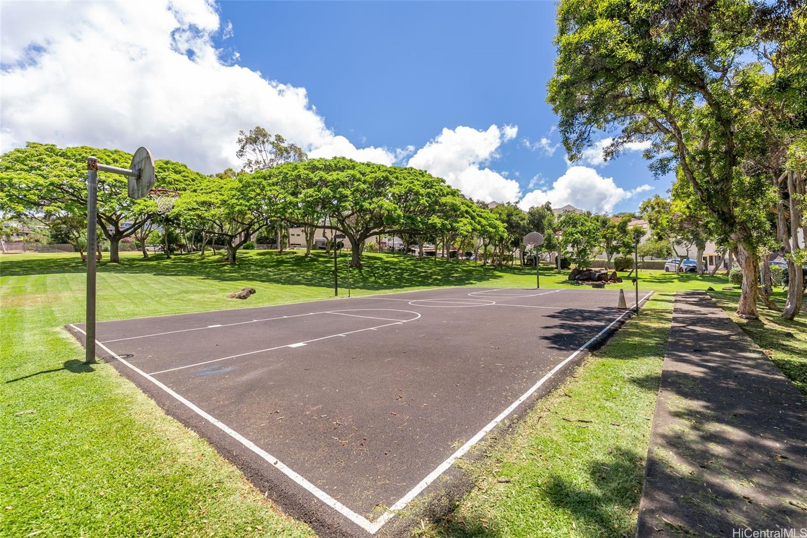 Regency Park condo # 916, Honolulu, Hawaii - photo 18 of 25