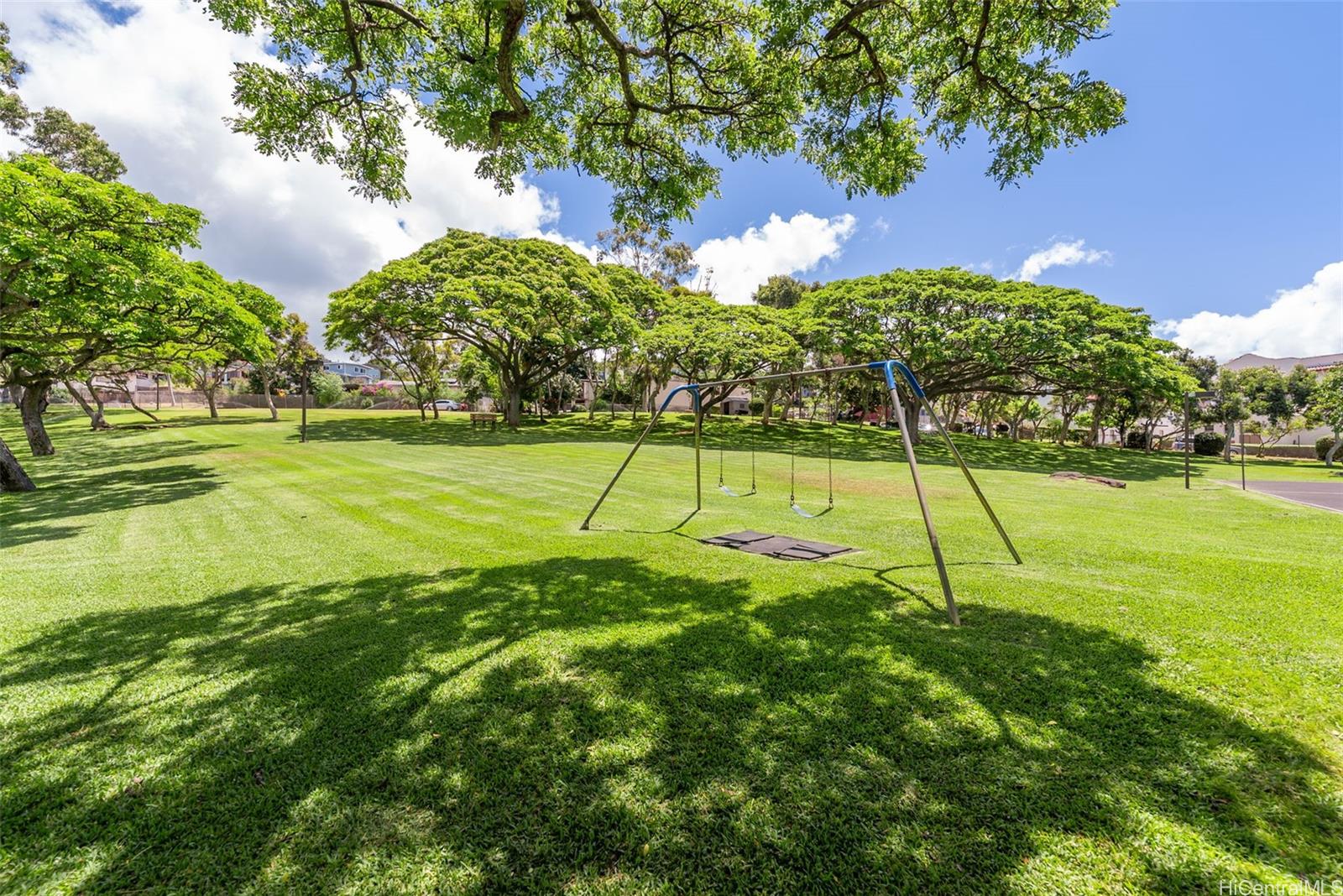 Regency Park condo # 916, Honolulu, Hawaii - photo 21 of 25