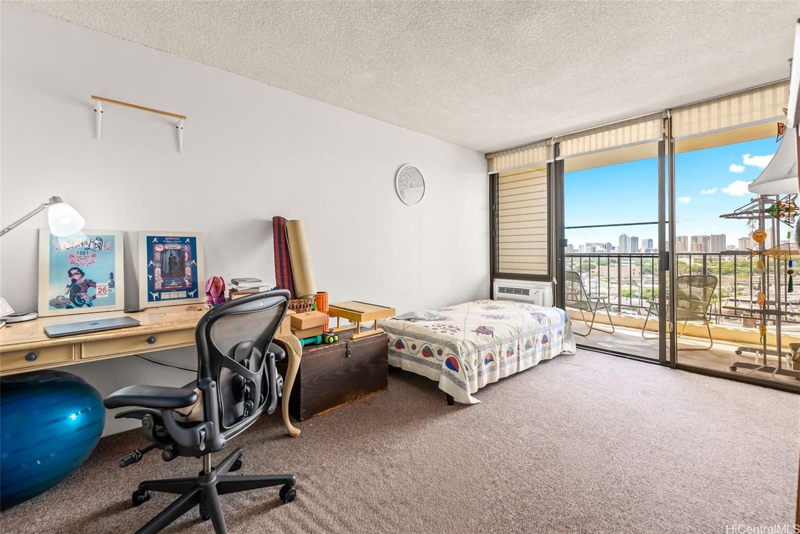 Regency Park condo # 916, Honolulu, Hawaii - photo 10 of 25