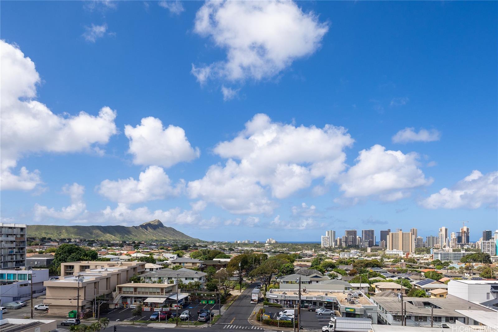 Regency Park condo # 918, Honolulu, Hawaii - photo 18 of 25