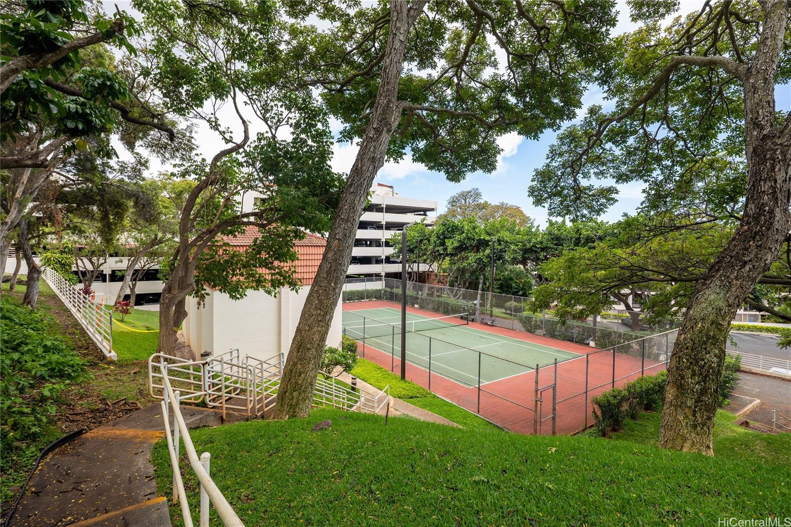 Regency Park condo # 918, Honolulu, Hawaii - photo 25 of 25