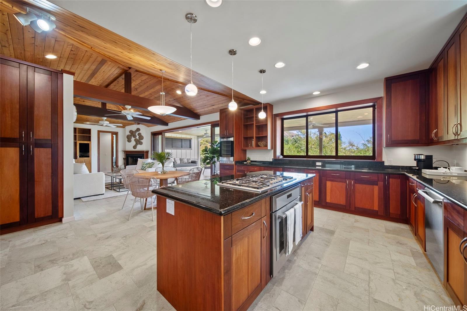 314  Lapa Place Lanikai, Kailua home - photo 9 of 25