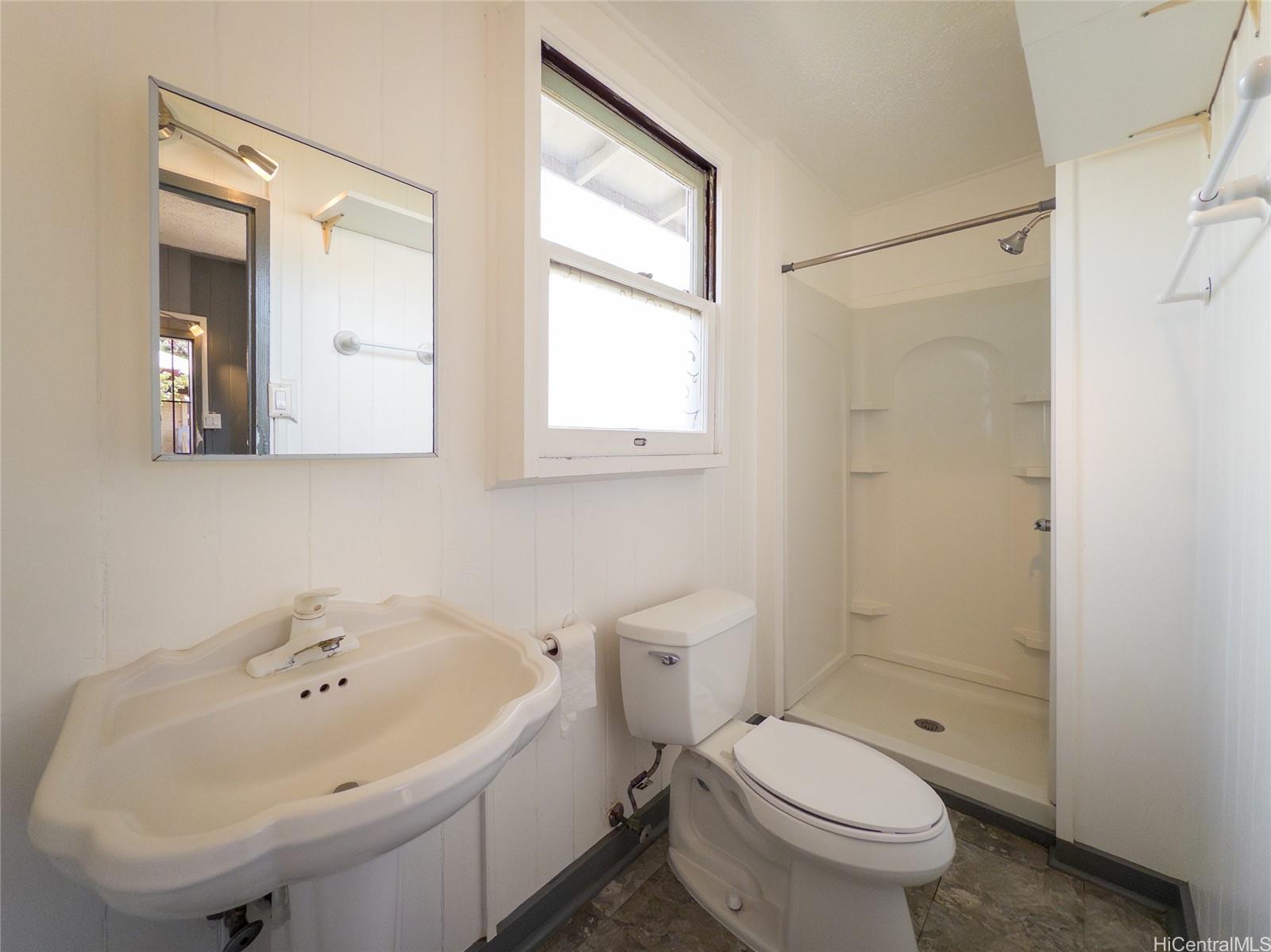 3140  Paliuli Street Kapahulu, Diamond Head home - photo 17 of 25
