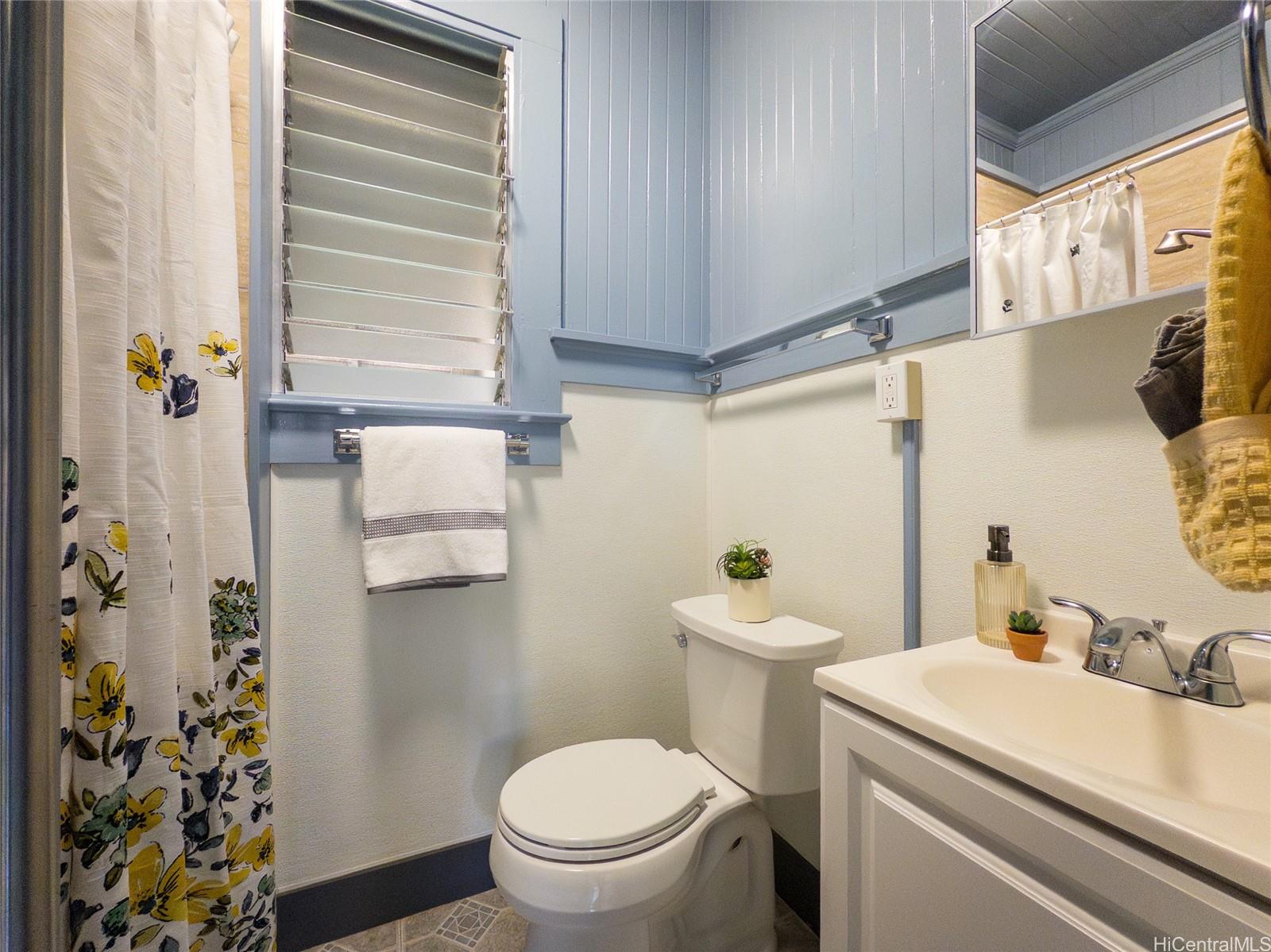 3140  Paliuli Street Kapahulu, Diamond Head home - photo 8 of 25