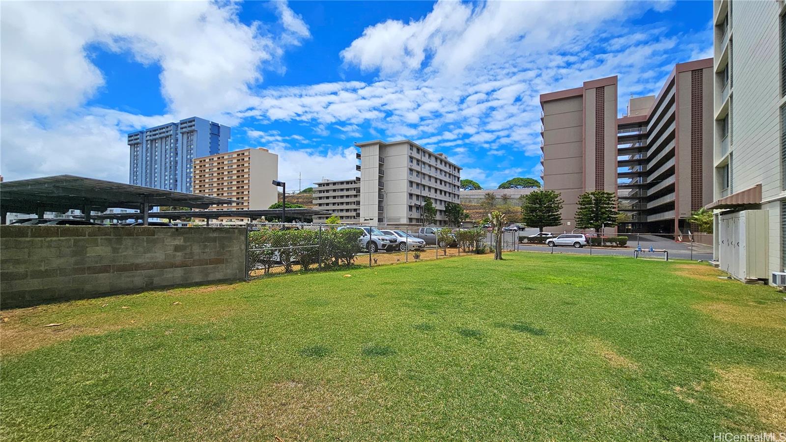 Pikake Manor condo # 204, Honolulu, Hawaii - photo 15 of 19