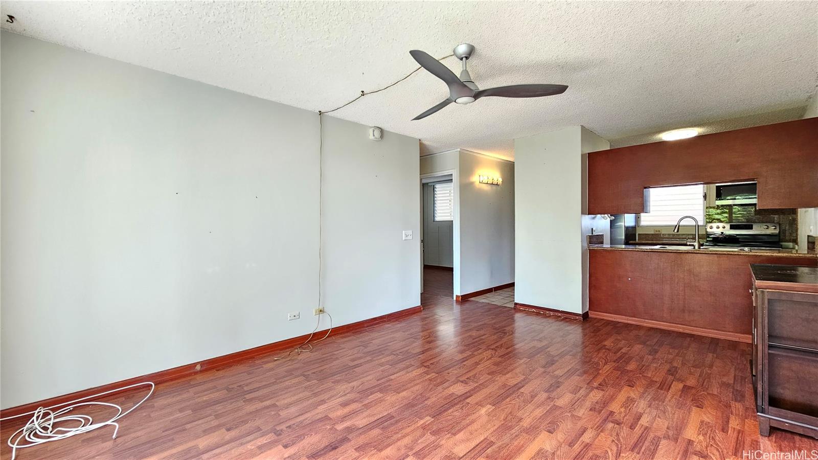 Pikake Manor condo # 204, Honolulu, Hawaii - photo 2 of 19