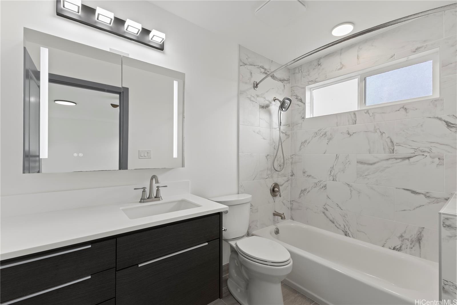 315  Hanakoa St Koko Head Terrace, Hawaii Kai home - photo 15 of 23