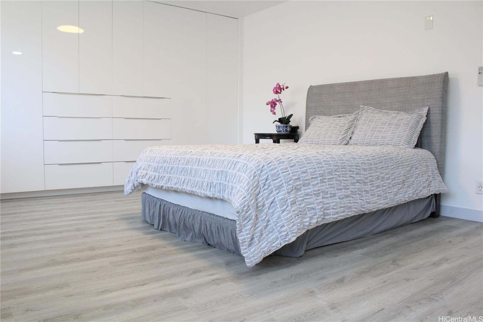 315  Hanakoa St Koko Head Terrace, Hawaii Kai home - photo 16 of 23