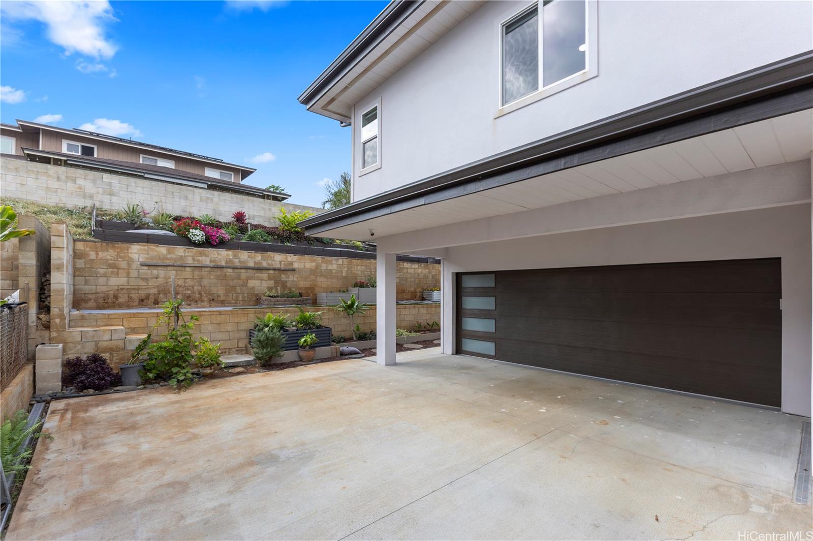 315  Hanakoa St Koko Head Terrace, Hawaii Kai home - photo 20 of 23