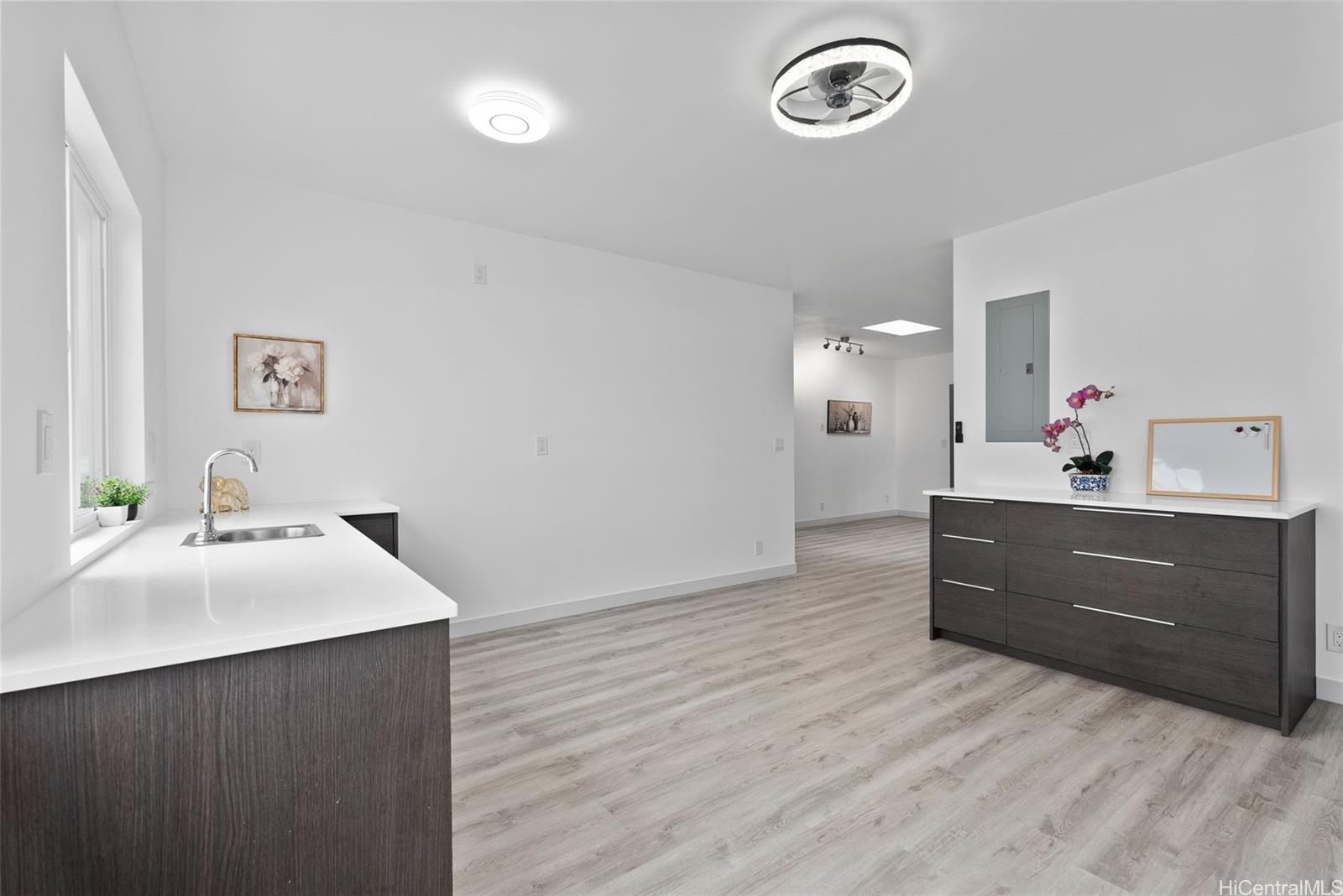 315  Hanakoa Street Koko Head Terrace, Hawaii Kai home - photo 11 of 25