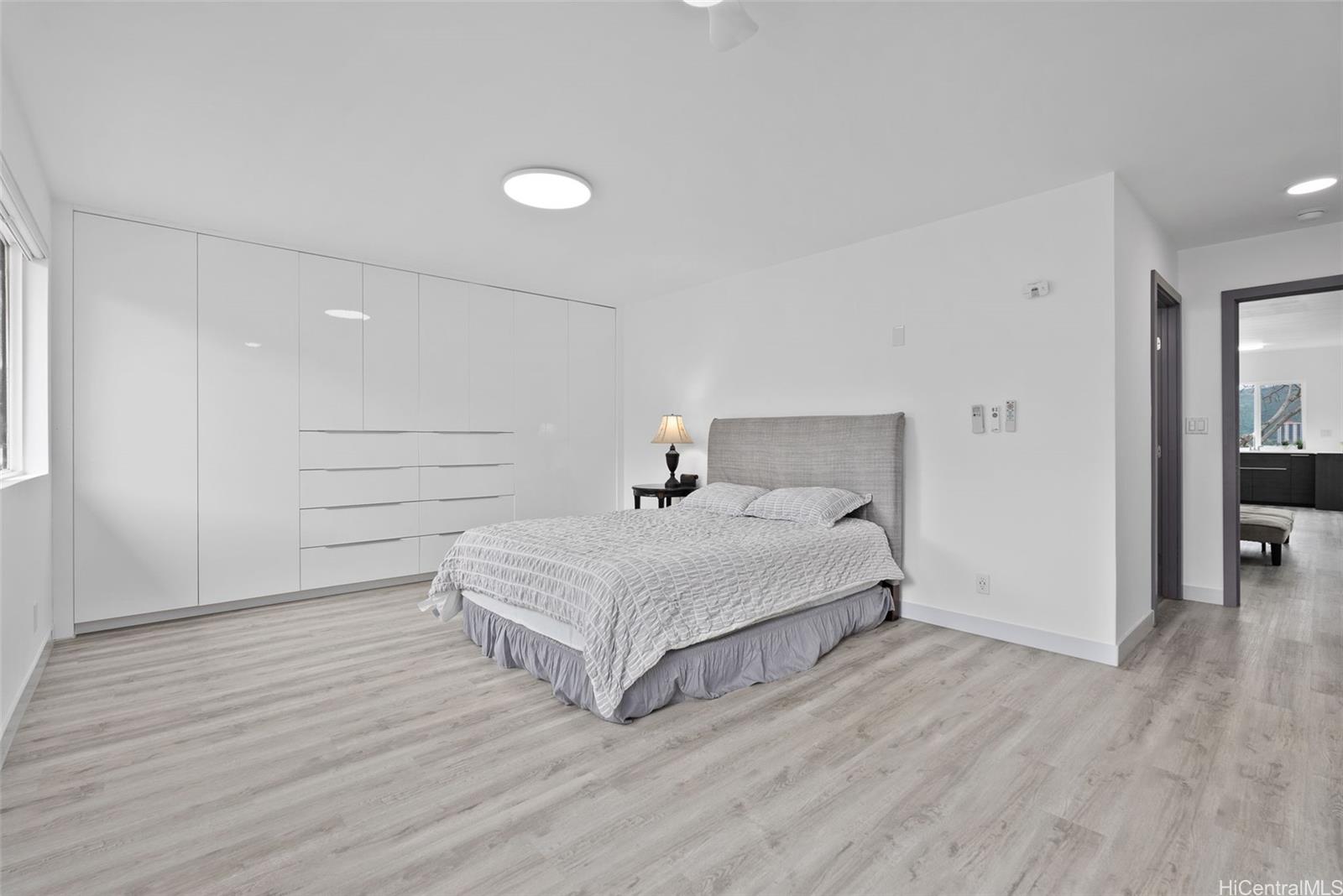 315  Hanakoa Street Koko Head Terrace, Hawaii Kai home - photo 17 of 25