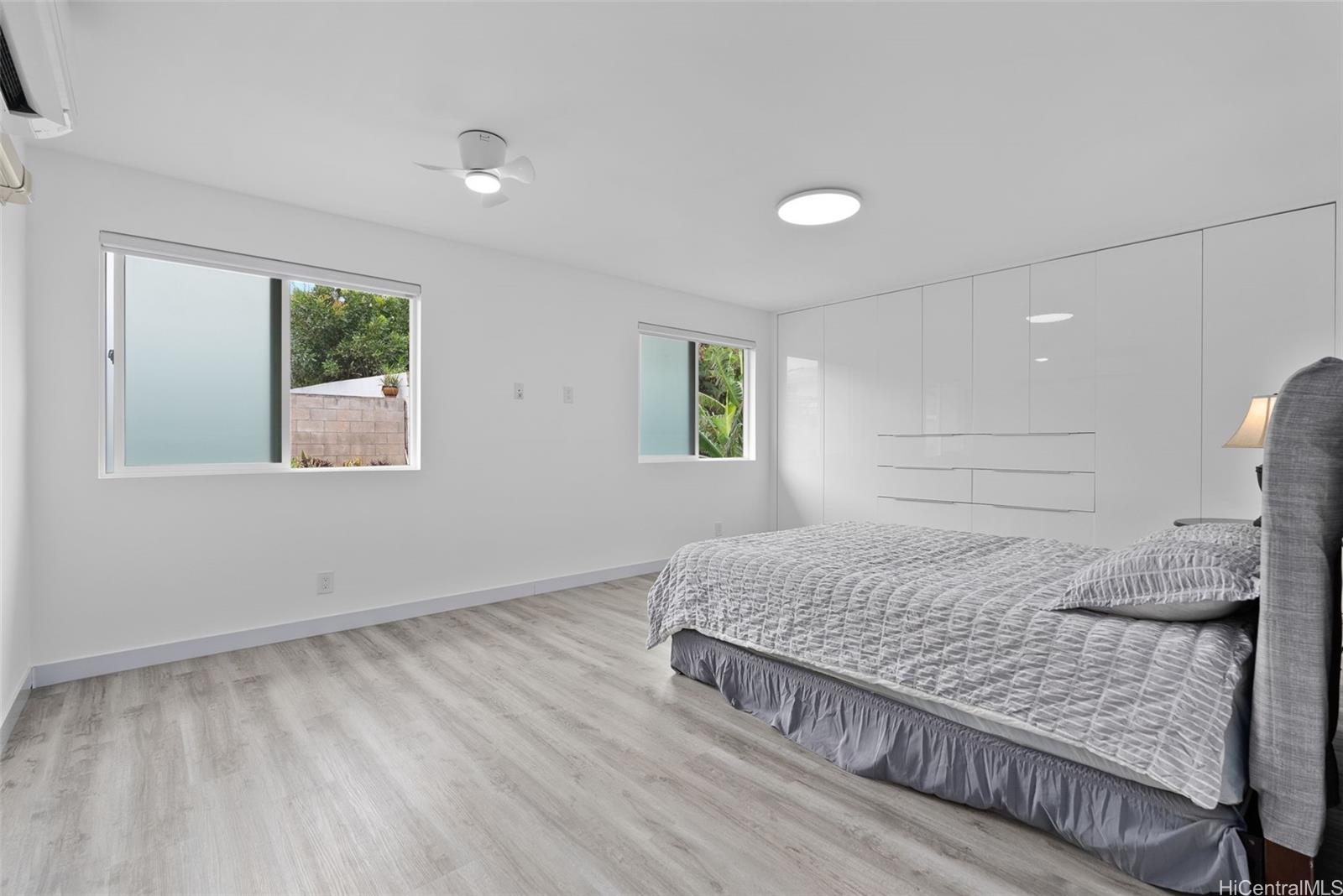 315  Hanakoa Street Koko Head Terrace, Hawaii Kai home - photo 18 of 25