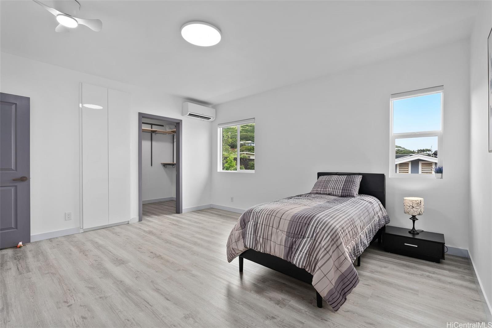 315  Hanakoa Street Koko Head Terrace, Hawaii Kai home - photo 20 of 25