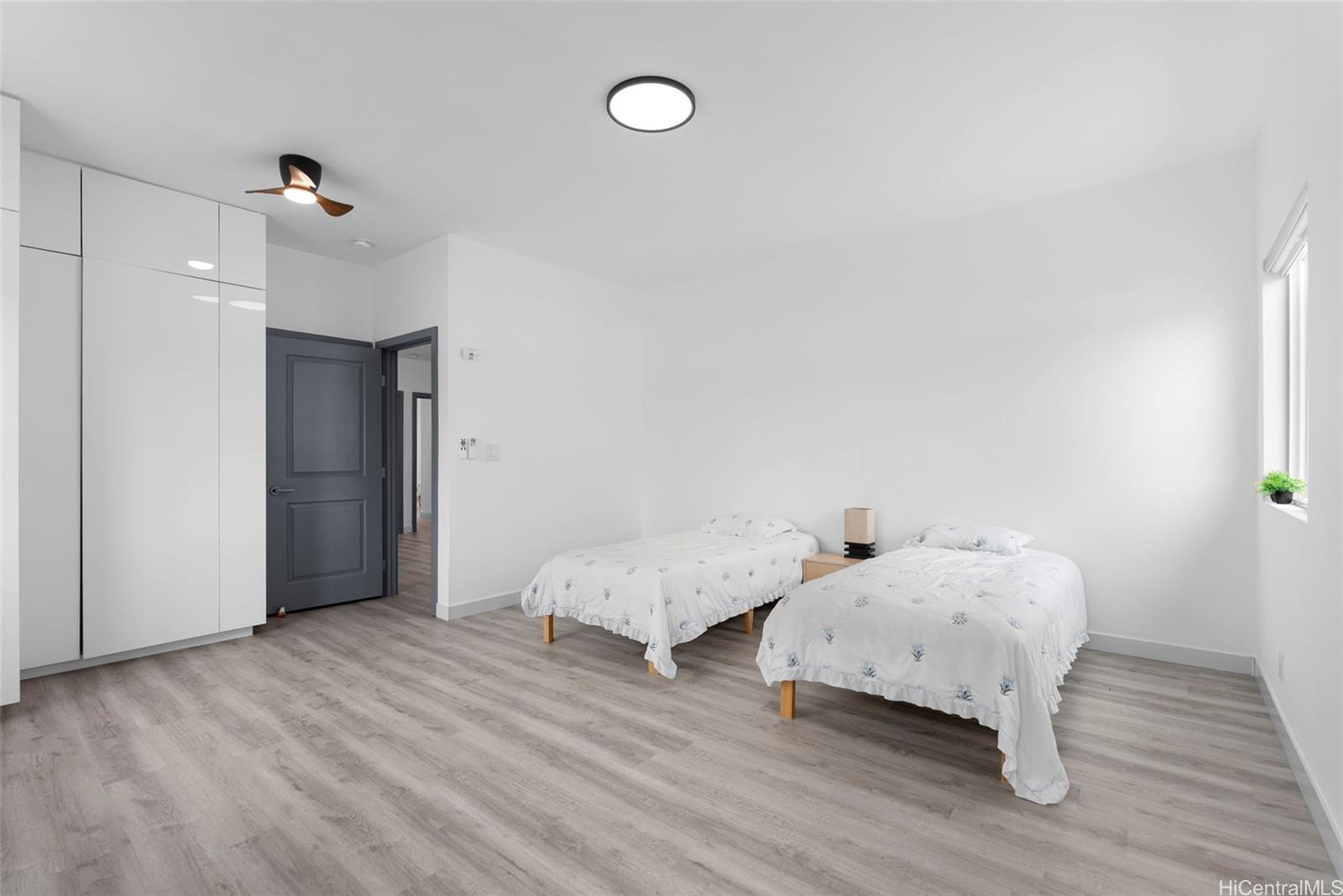 315  Hanakoa Street Koko Head Terrace, Hawaii Kai home - photo 22 of 25