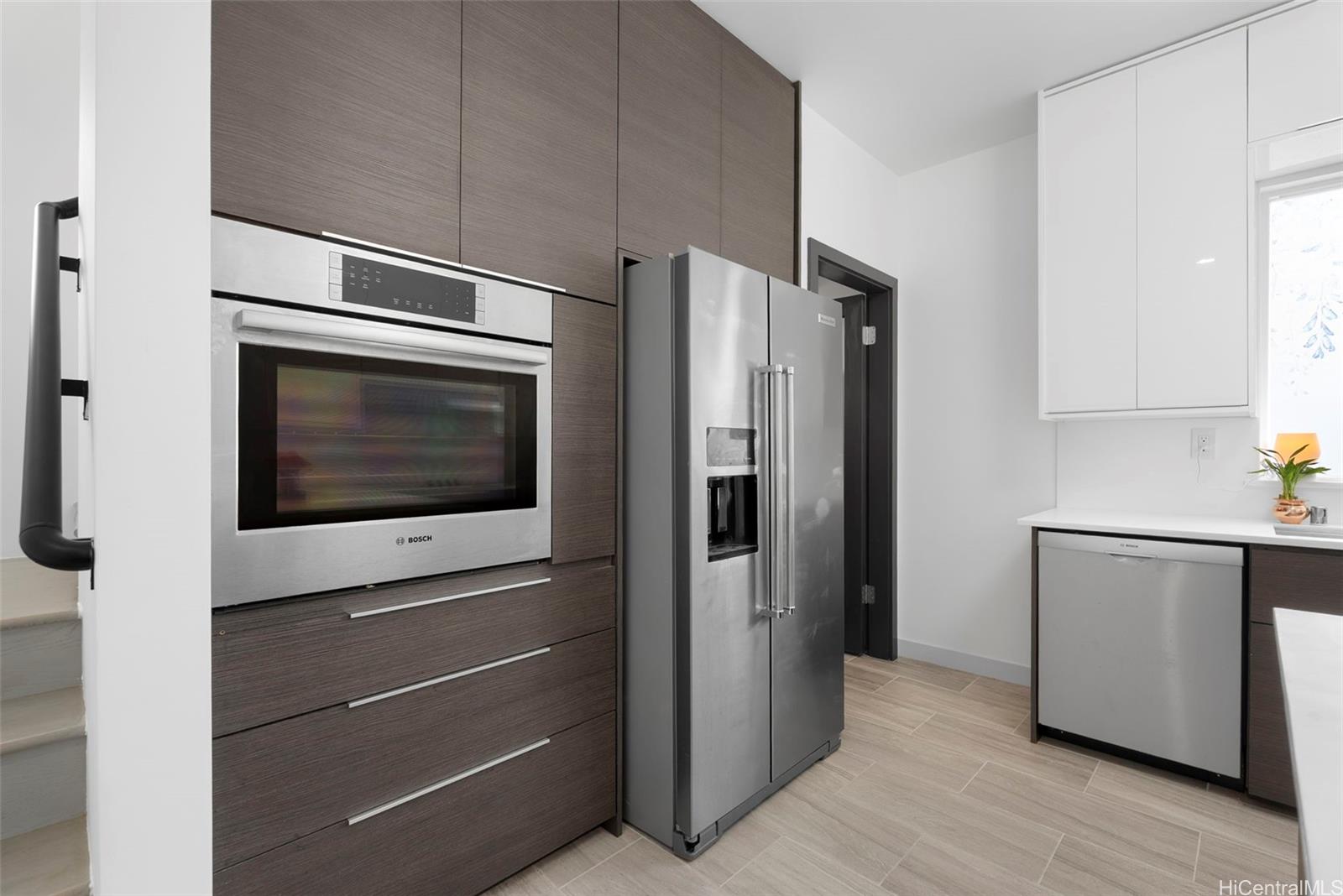 315  Hanakoa Street Koko Head Terrace, Hawaii Kai home - photo 7 of 25