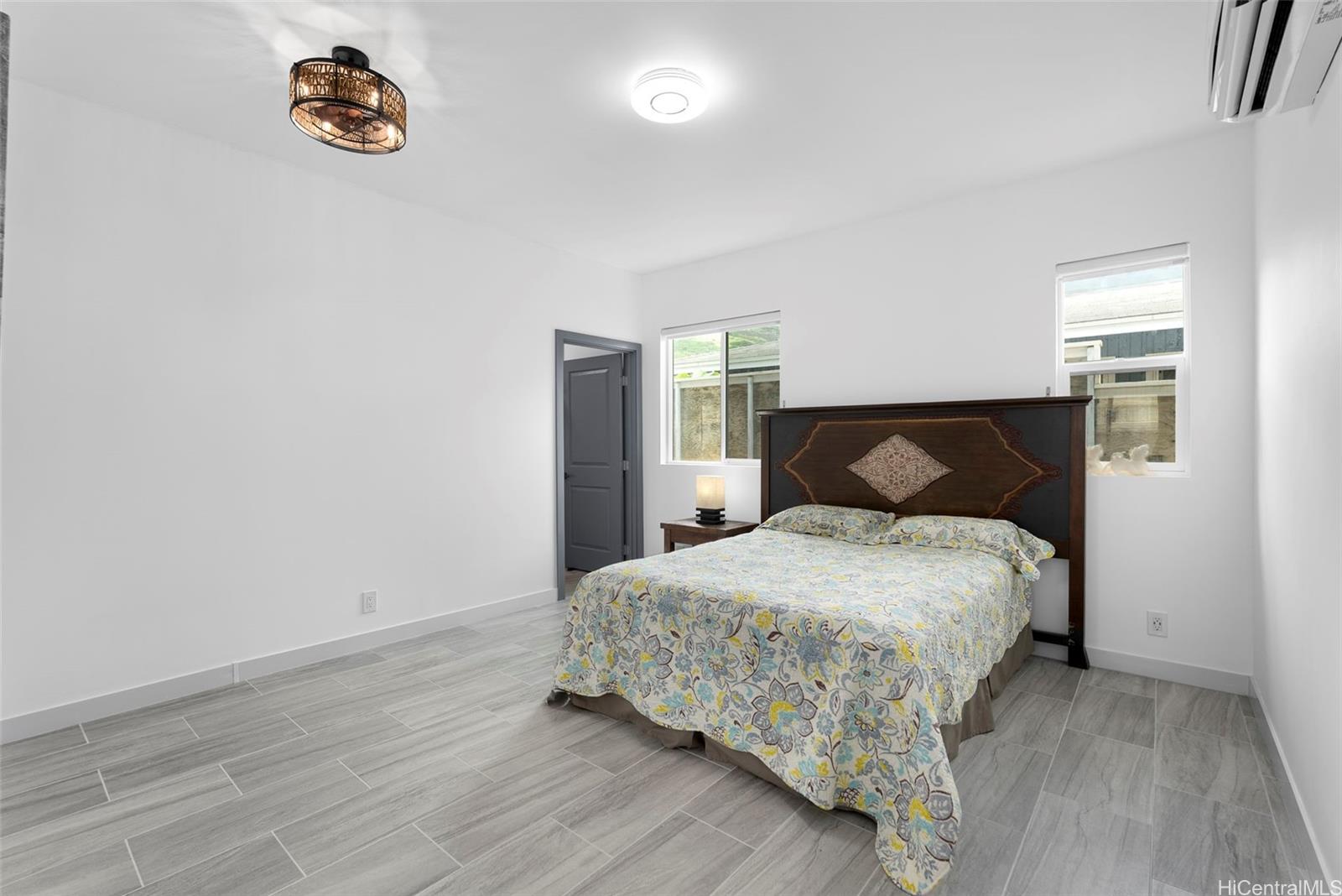 315  Hanakoa Street Koko Head Terrace, Hawaii Kai home - photo 9 of 25