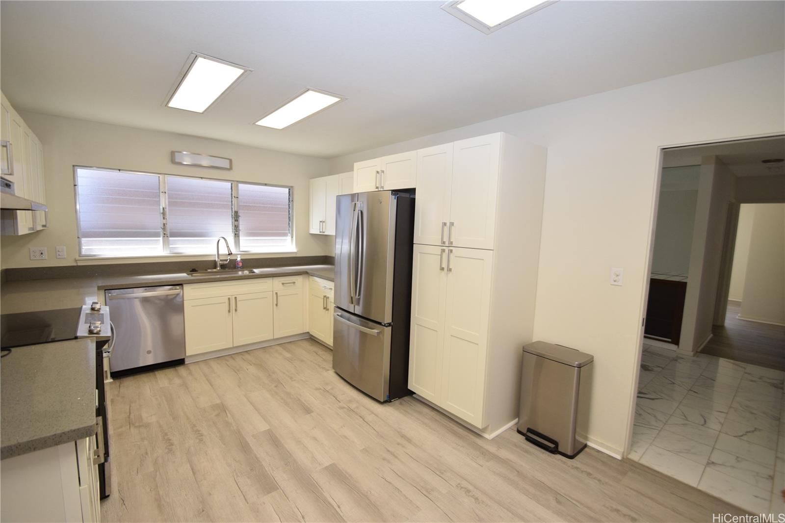 3152  Mokihana Streets Kapahulu, Diamond Head home - photo 10 of 17