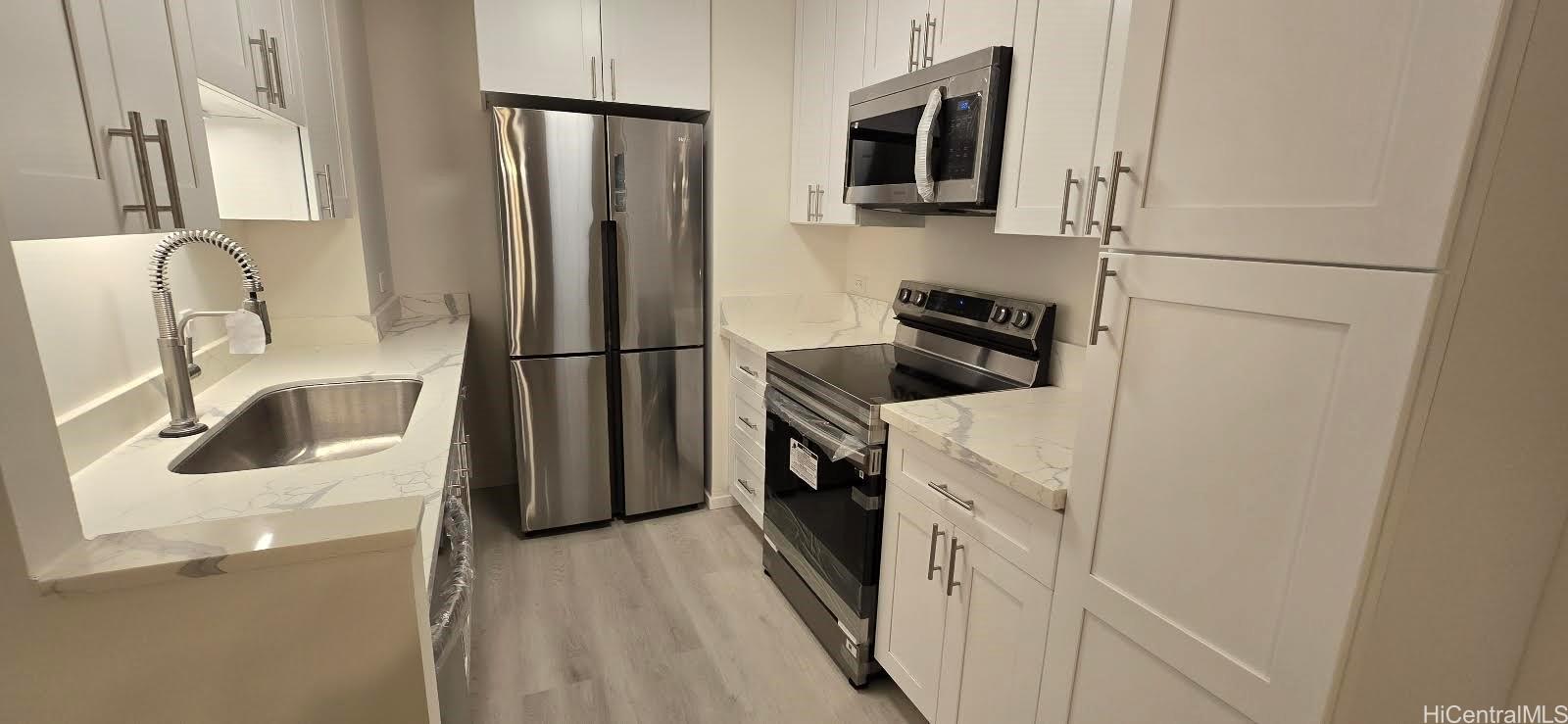 Century West condos for sale in Salt Lake Oahu