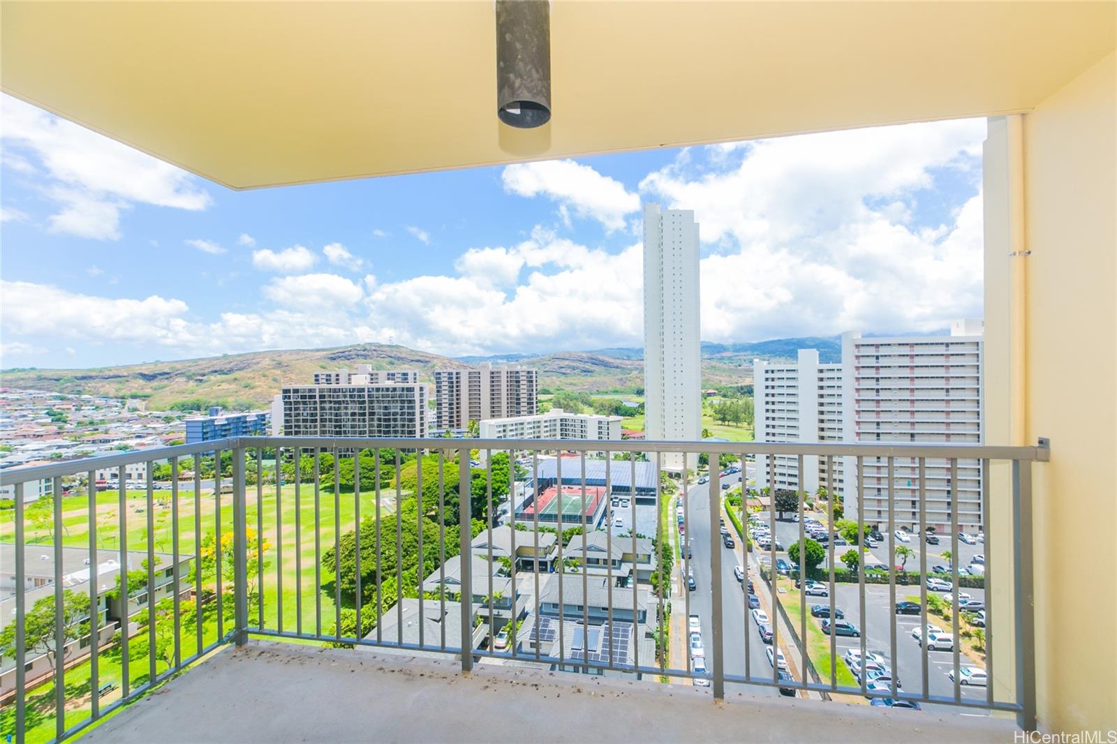 Century West condo # 1515, Honolulu, Hawaii - photo 5 of 18