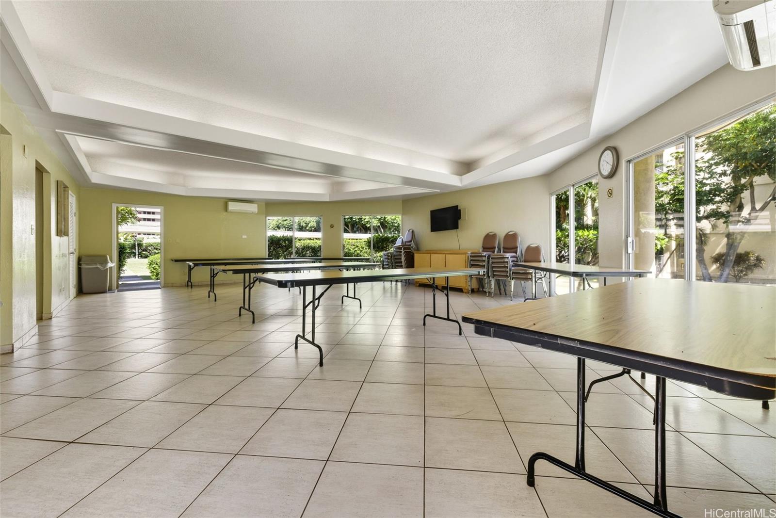 Century West condo # 1616, Honolulu, Hawaii - photo 18 of 23