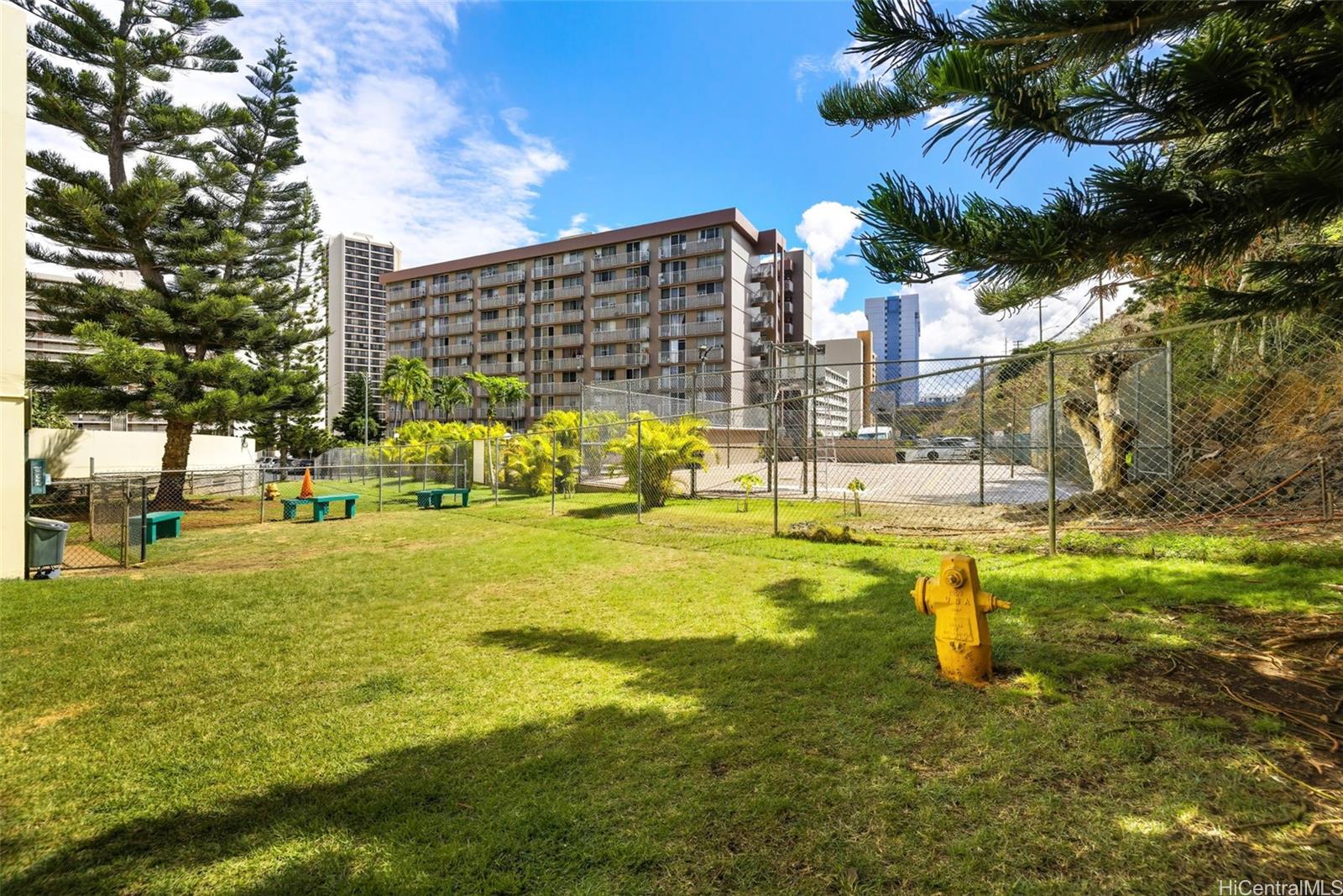 Century West condo # 1616, Honolulu, Hawaii - photo 19 of 23