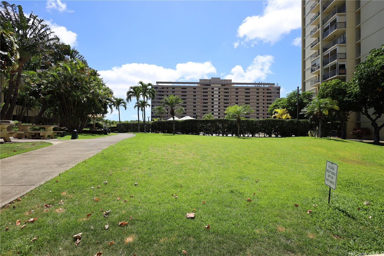 Century West condo # 1713, Honolulu, Hawaii - photo 2 of 19