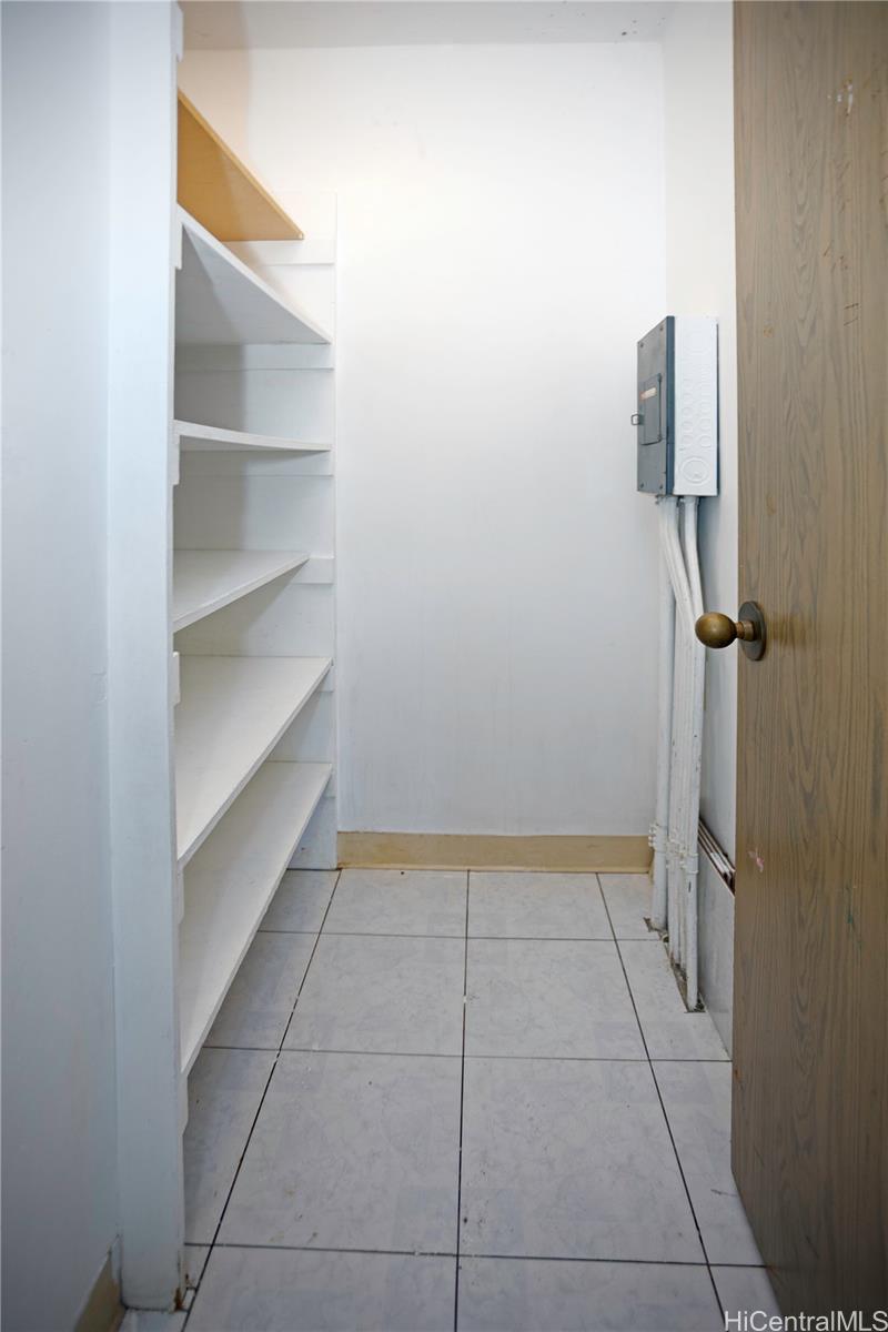 Century West condo # 1906, Honolulu, Hawaii - photo 24 of 25