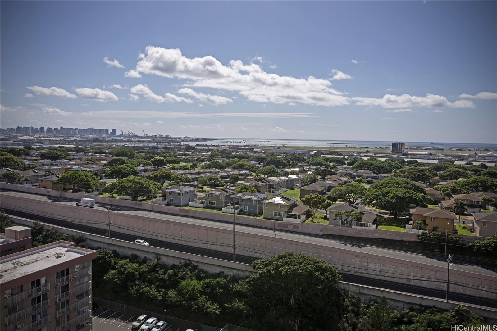 Century West condo # 1906, Honolulu, Hawaii - photo 7 of 25