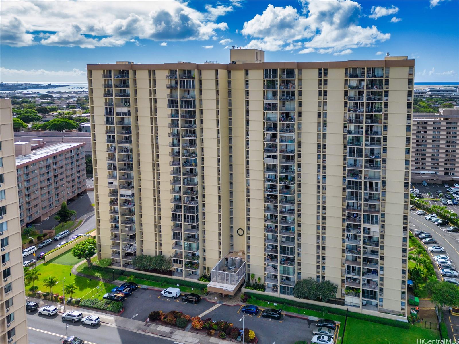 Century West condo # 1907, Honolulu, Hawaii - photo 4 of 23