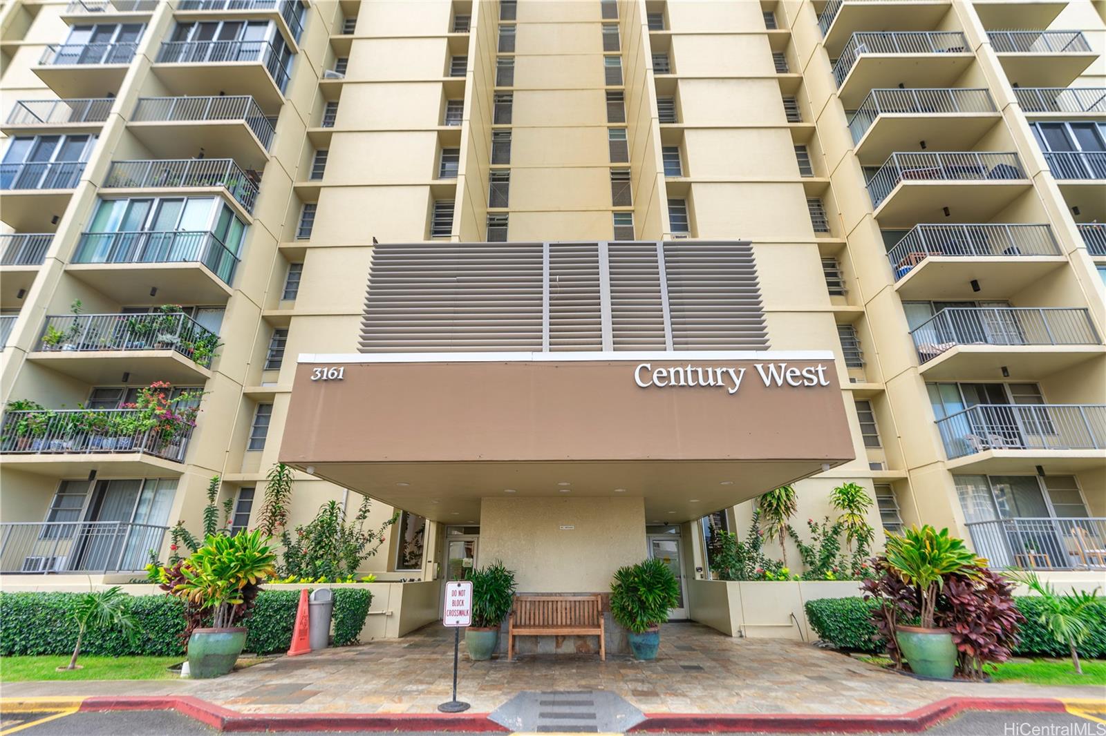 Century West condo # 1907, Honolulu, Hawaii - photo 5 of 23