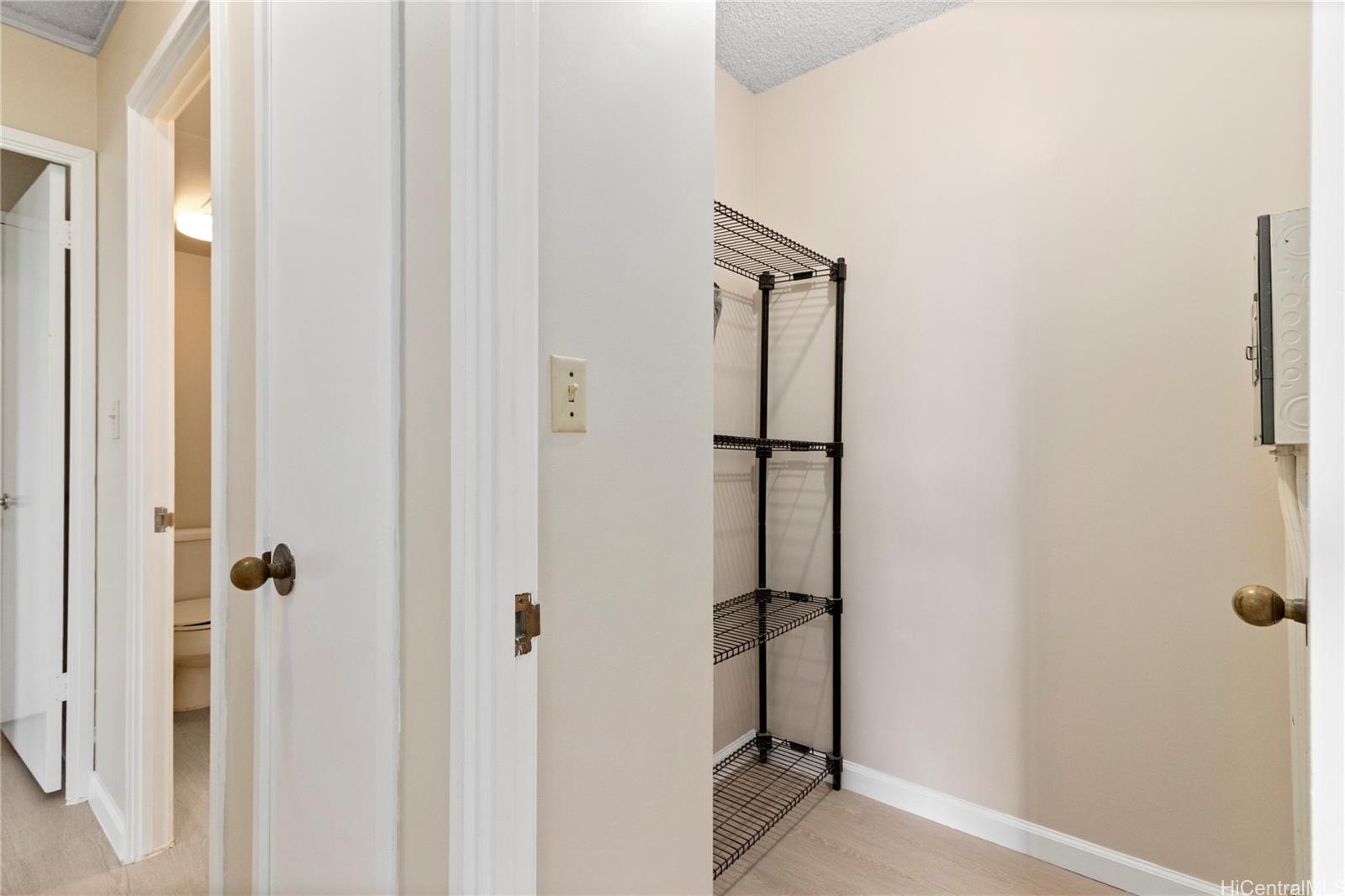 Century West condo # 1914, Honolulu, Hawaii - photo 11 of 17