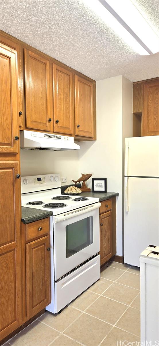 Century West condo # 309, Honolulu, Hawaii - photo 8 of 13